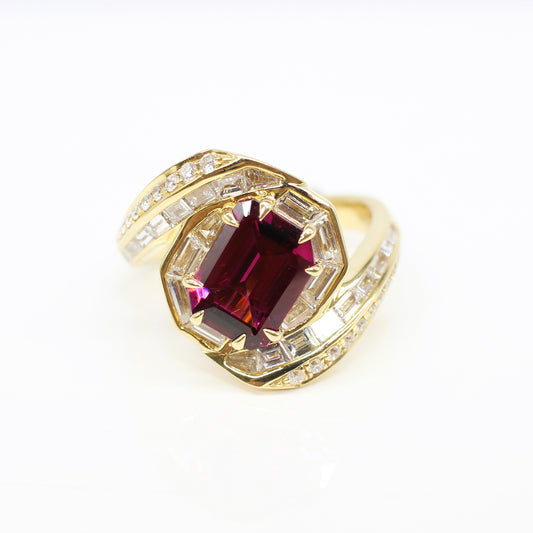 18K RHODOLITE GARNET & DIAMOND RING