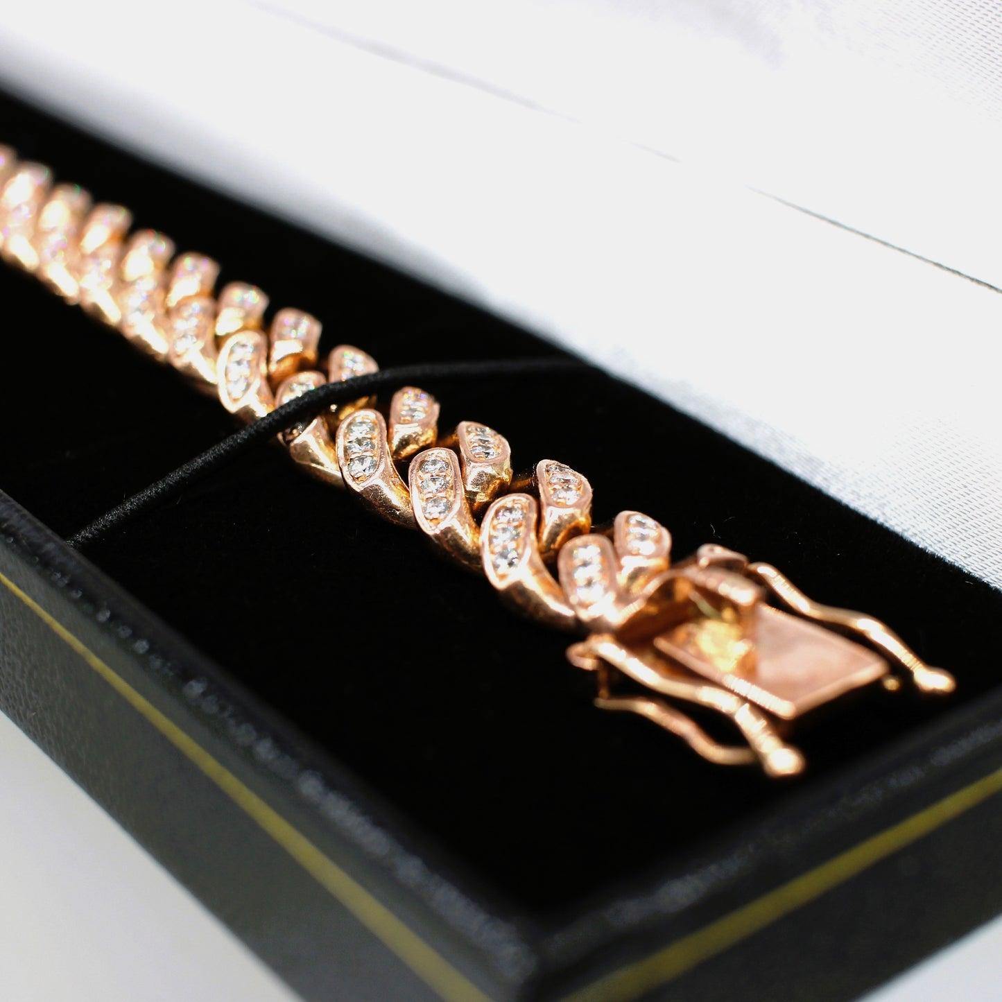 9K ROSE GOLD & DIAMOND BRACELET 4.95CT