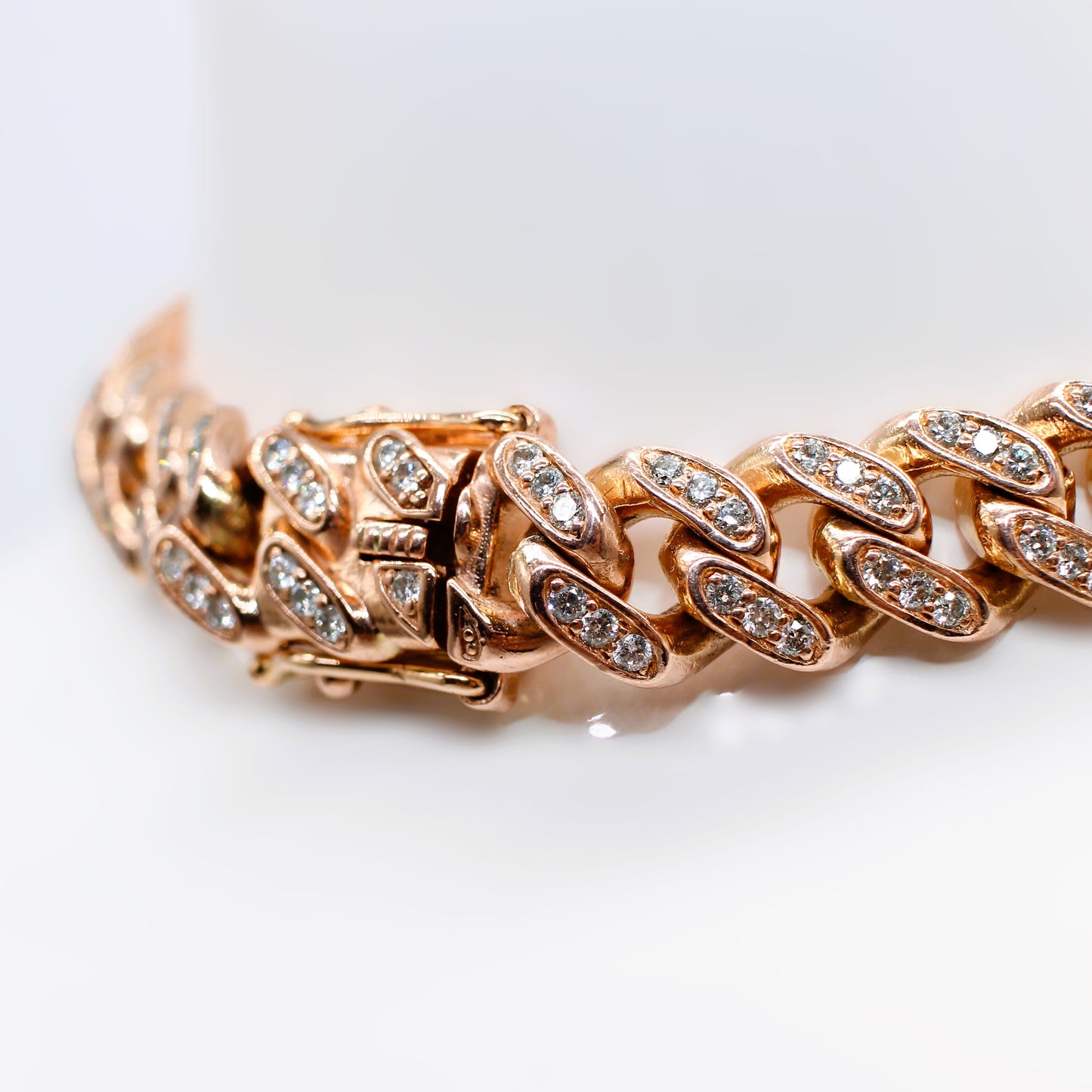 9K ROSE GOLD & DIAMOND BRACELET 4.95CT