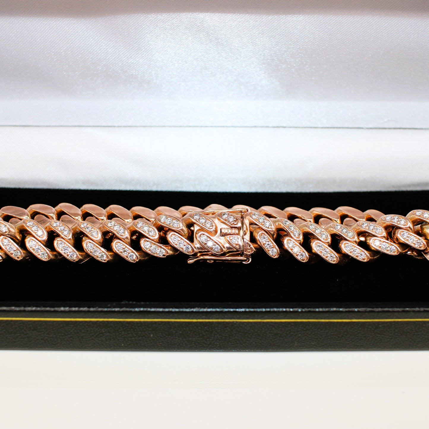 9K ROSE GOLD & DIAMOND BRACELET 4.95CT
