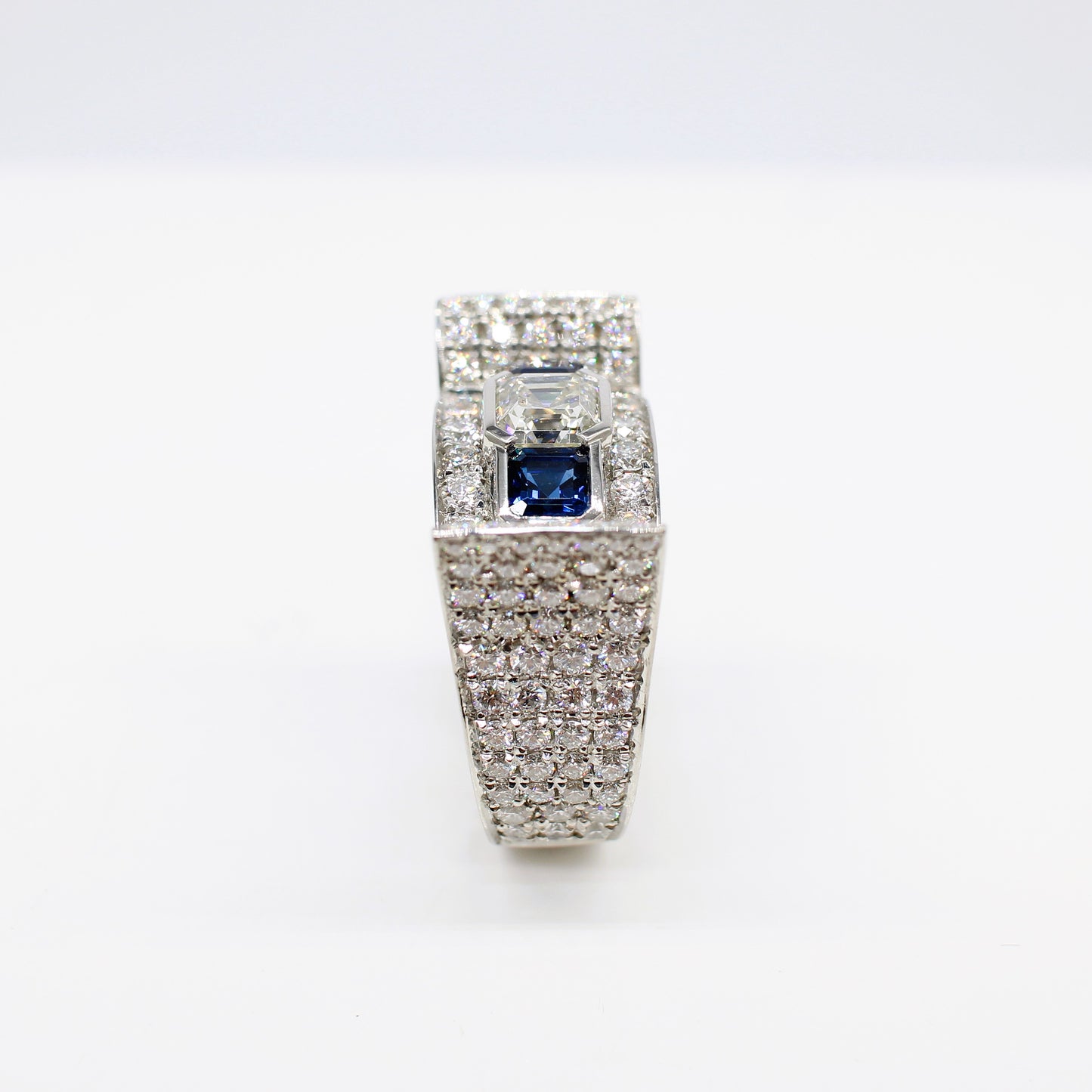 PLATINUM DIAMOND & SAPPHIRE RING