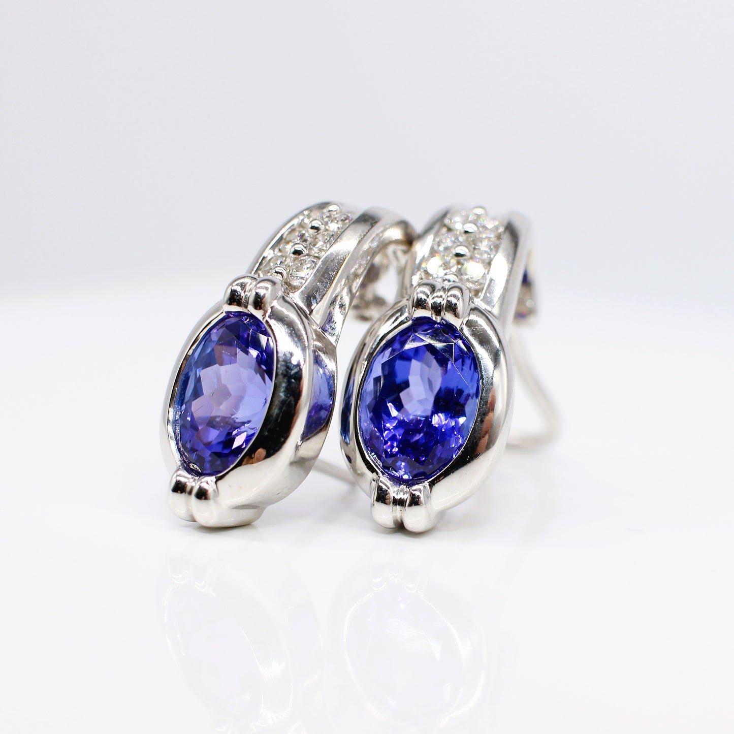 18K TANZANITE & DIAMOND EARRINGS