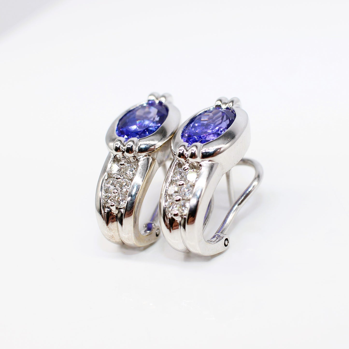 18K TANZANITE & DIAMOND EARRINGS
