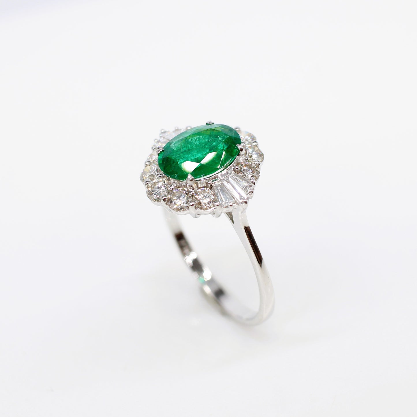 18K EMERALD & DIAMOND HALO RING