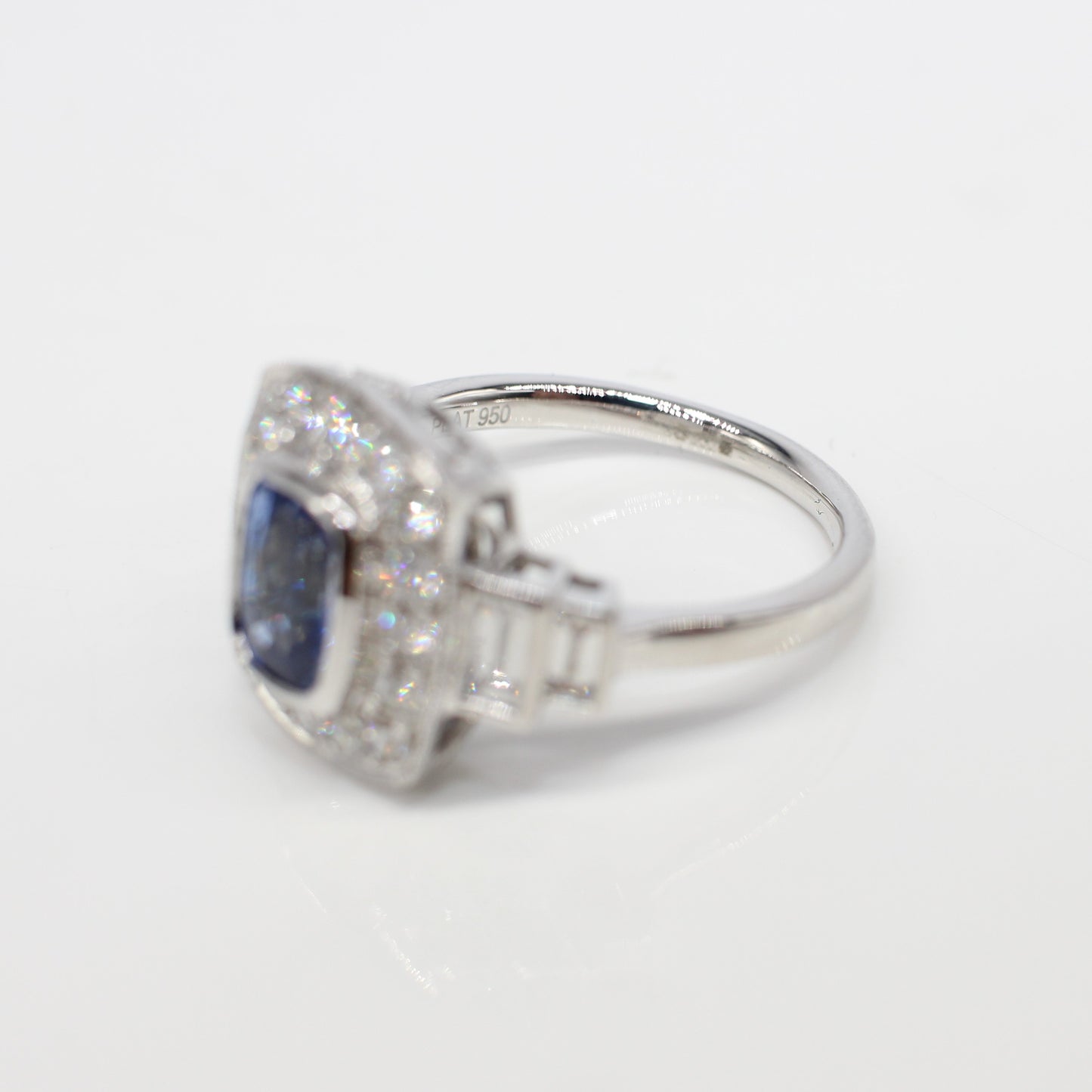 PLATINUM SAPPHIRE & DIAMOND ART DECO HALO RING