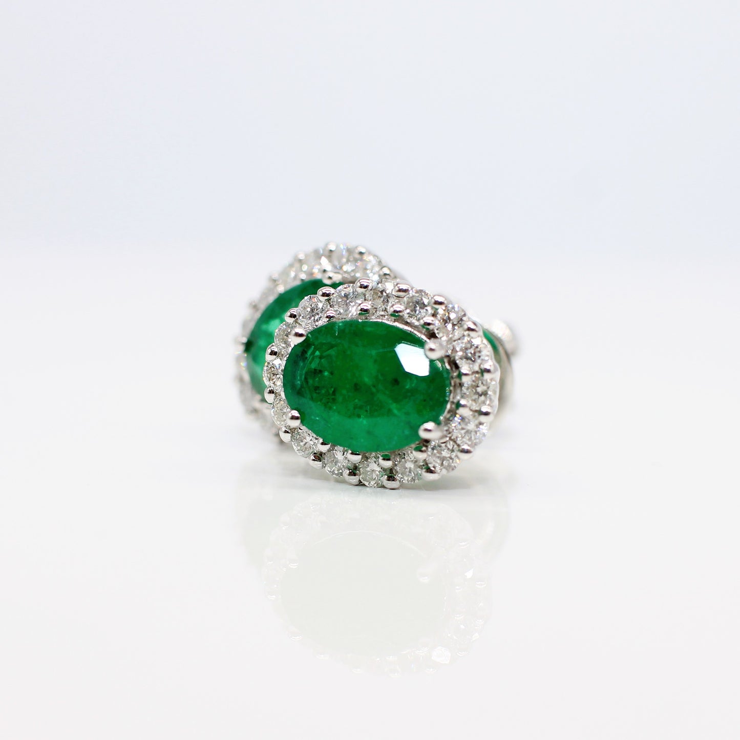 18K EMERALD & DIAMOND HALO EARSTUDS