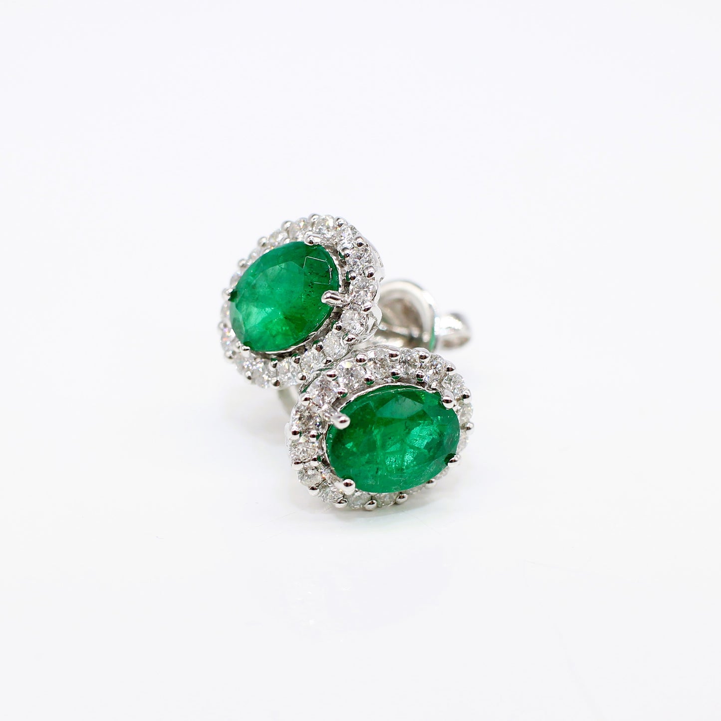 18K EMERALD & DIAMOND HALO EARSTUDS