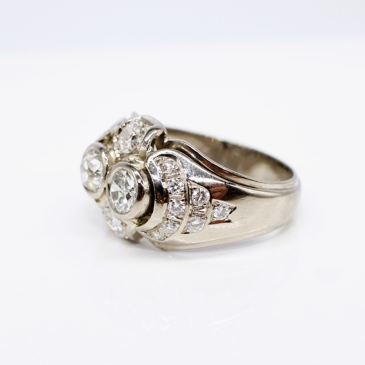 14K LARGE GENTLEMANS DIAMOND RING