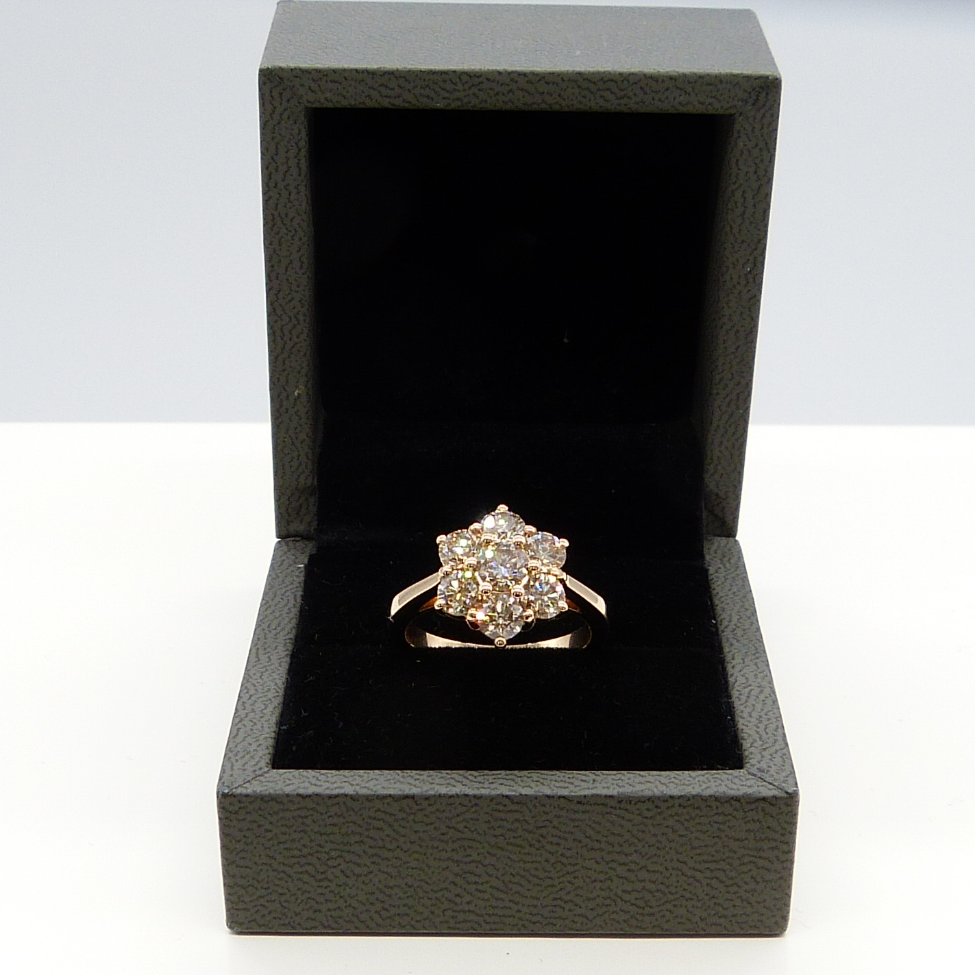 2.23CT DIAMOND DAISY CLUSTER
