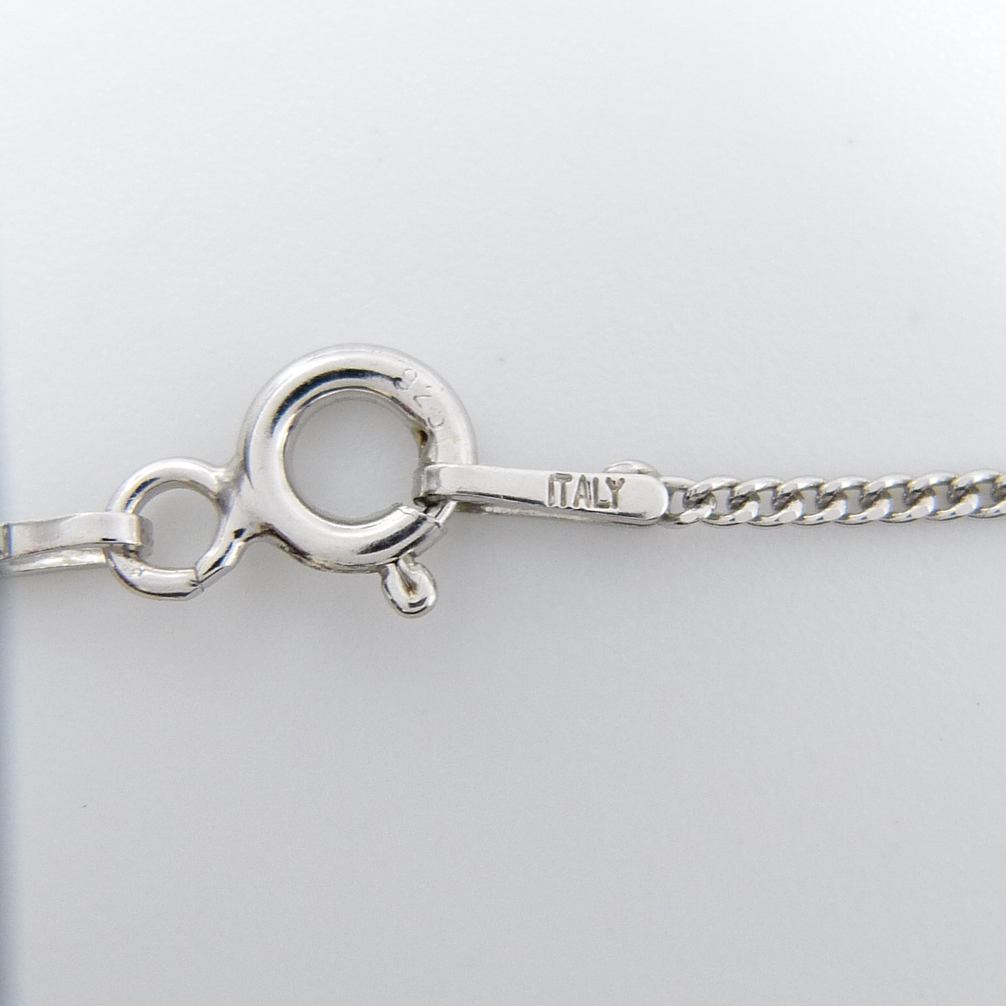 SILVER BANDED CROSS NECKLACE