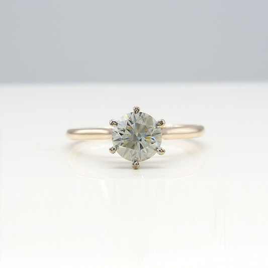 0.78CT ROSE & WHITE GOLD SOLITAIRE RING