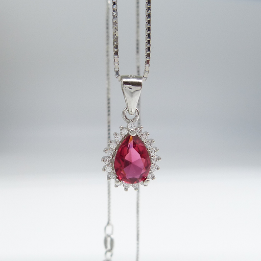 SILVER PEAR SHAPED NECKLACE