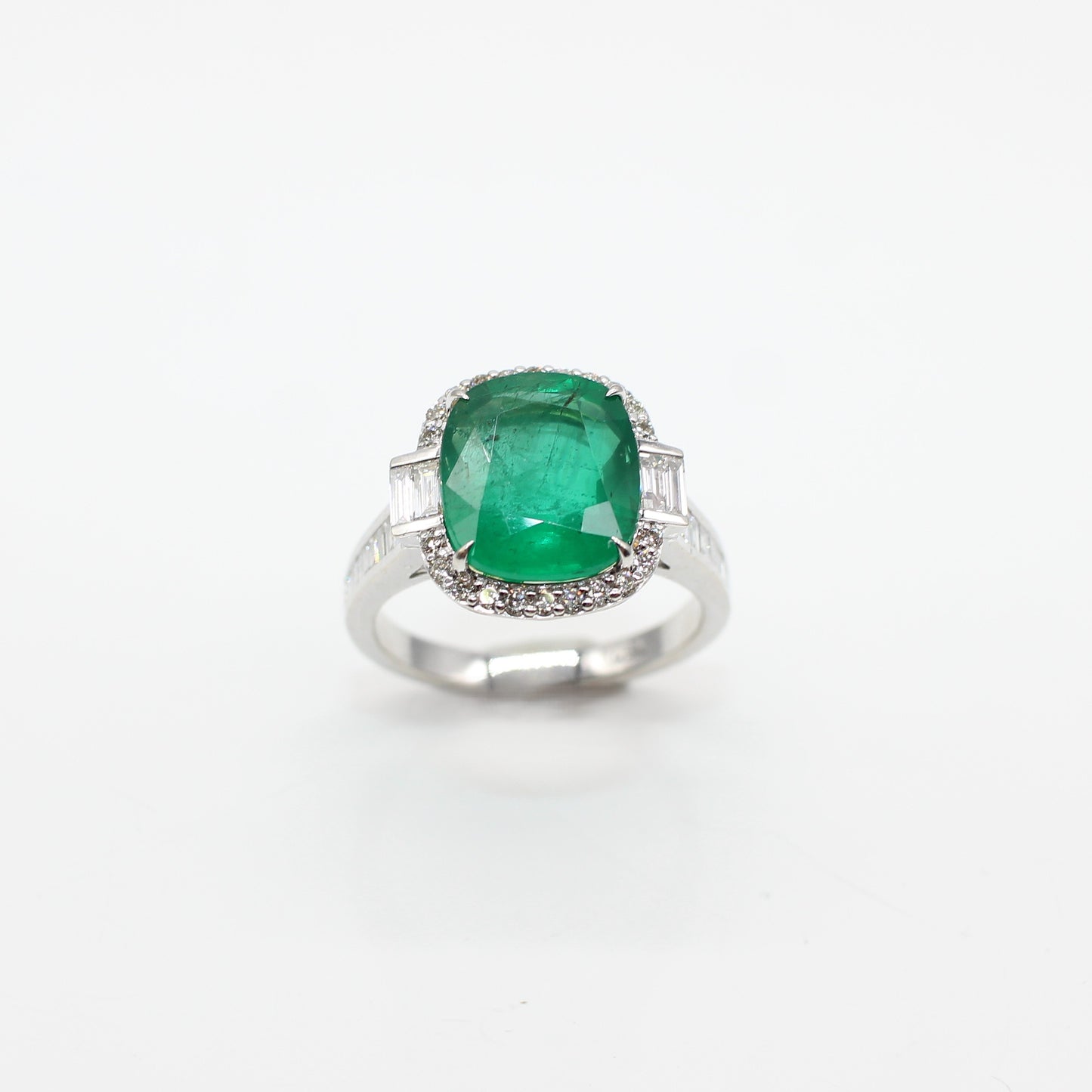 18K EMERALD & DIAMOND HALO RING