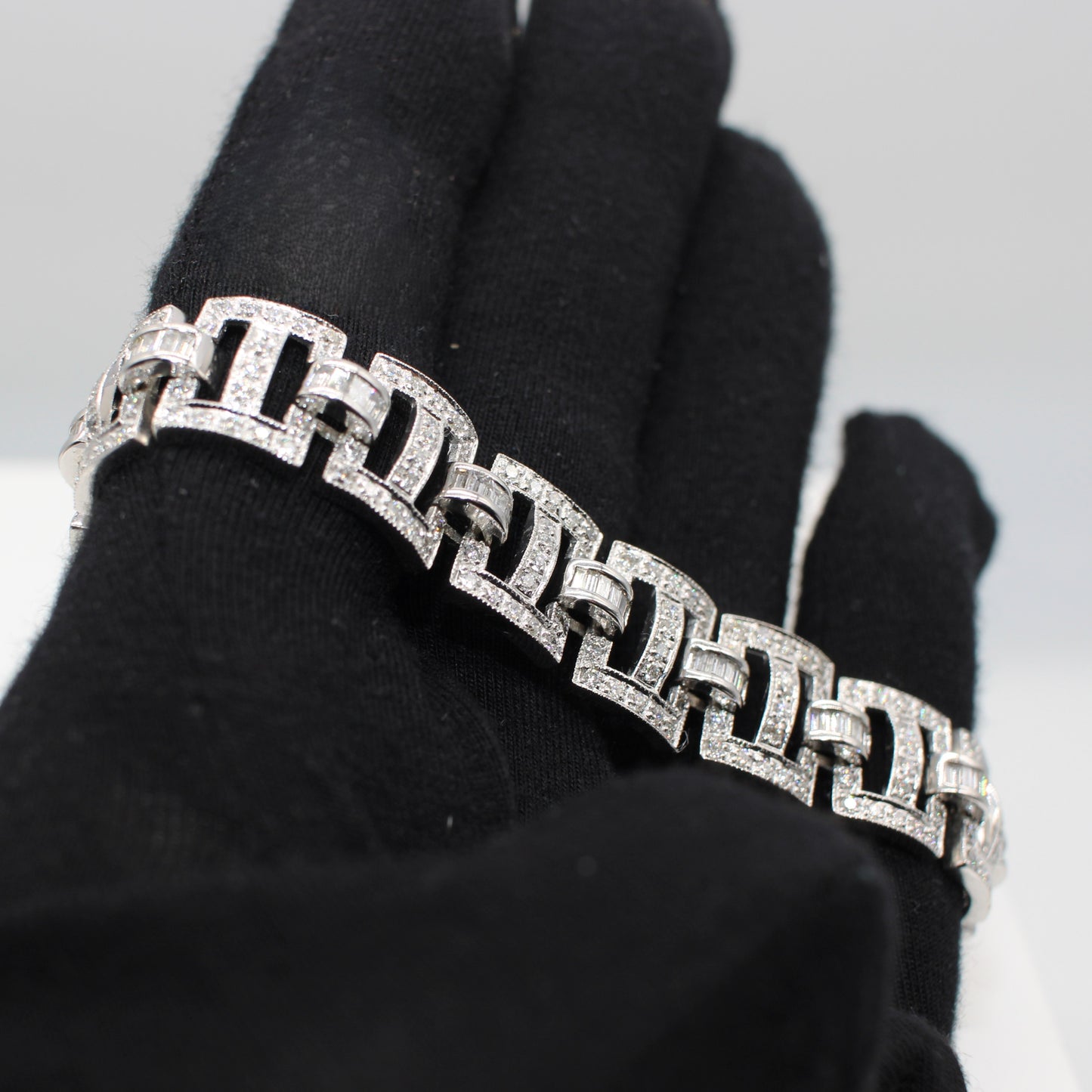 14K ART DECO STYLE DIAMOND BRACELET 5.84CT