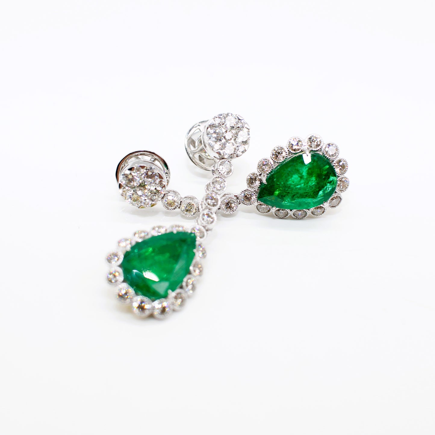 18K EMERALD & DIAMOND DROP EARRINGS