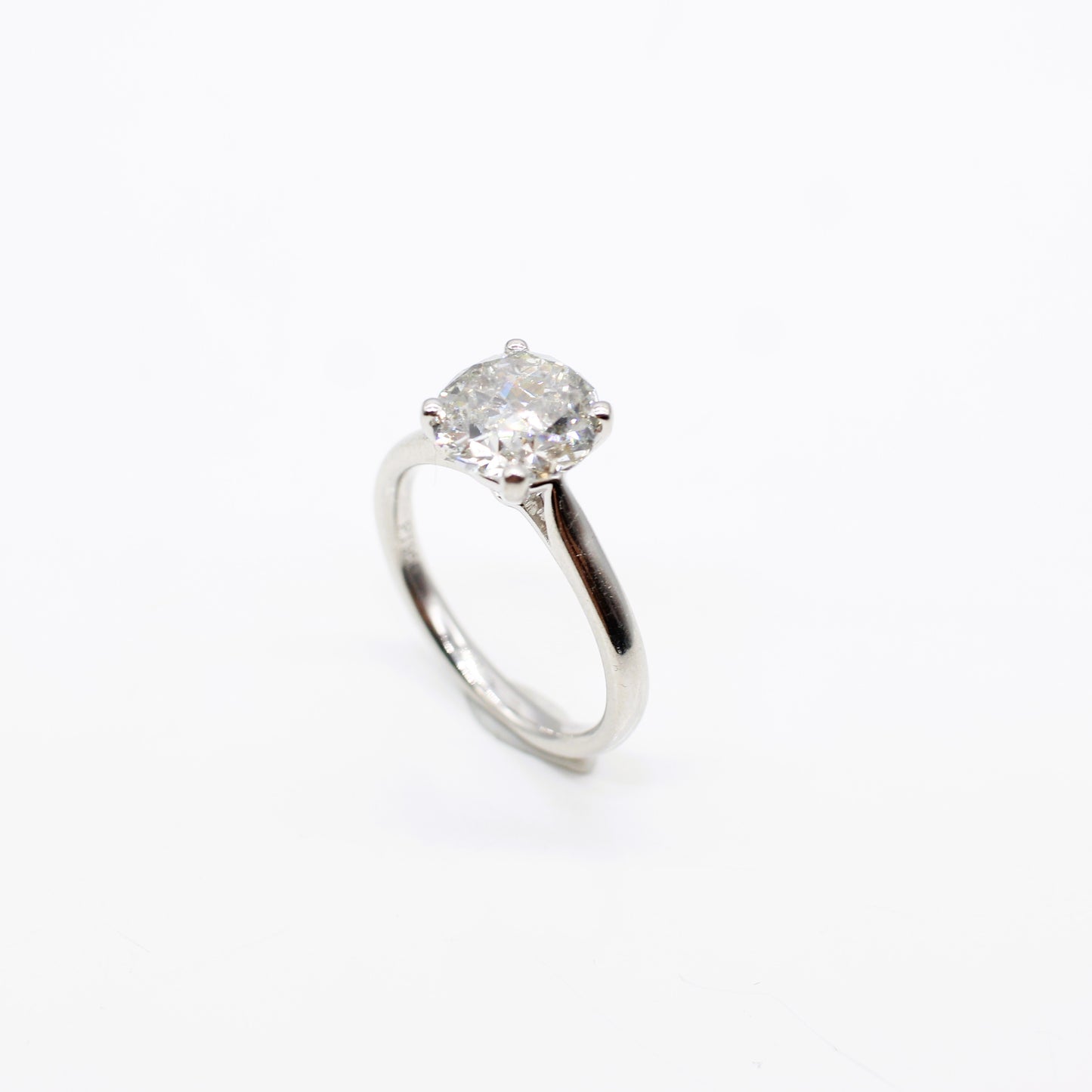 PLATINUM 2.37CT DIAMOND SOLITAIRE RING