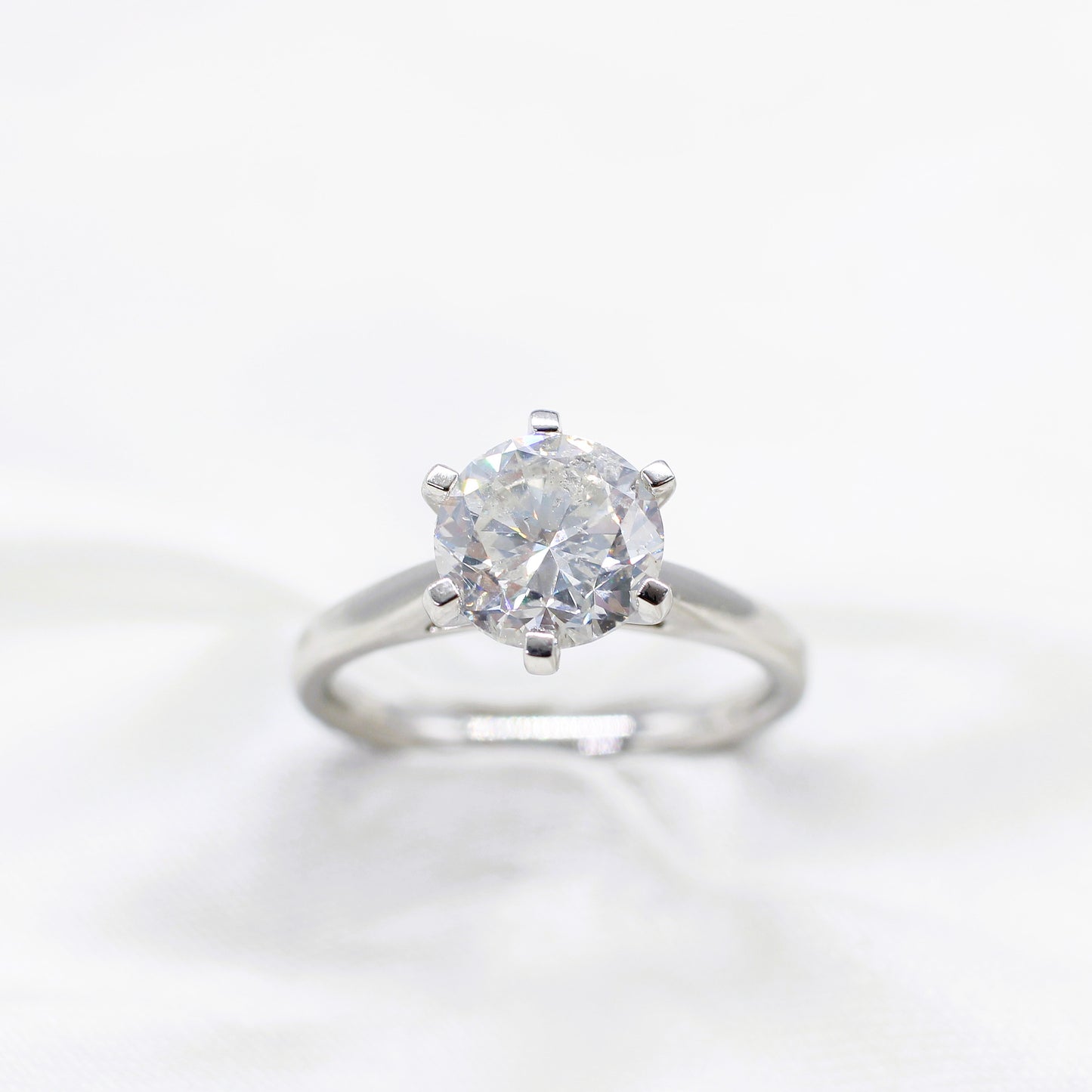 PLATINUM 2.00CT NEAR COLOURLESS DIAMOND SOLITAIRE