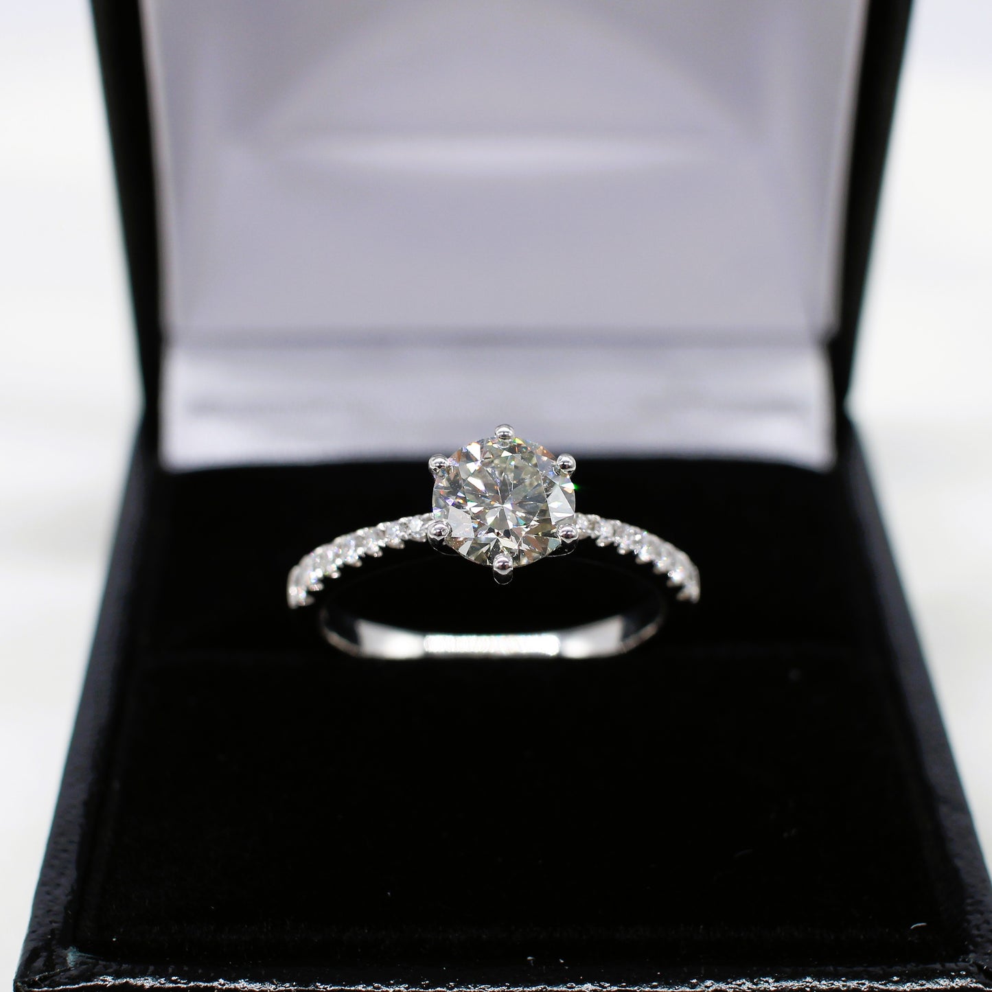 18K 1.17CT DIAMOND SOLITAIRE RING