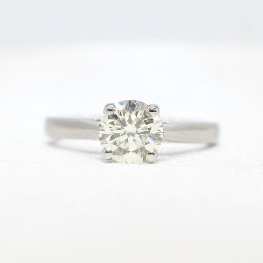 PLATINUM 0.90CT DIAMOND SOLITAIRE RING