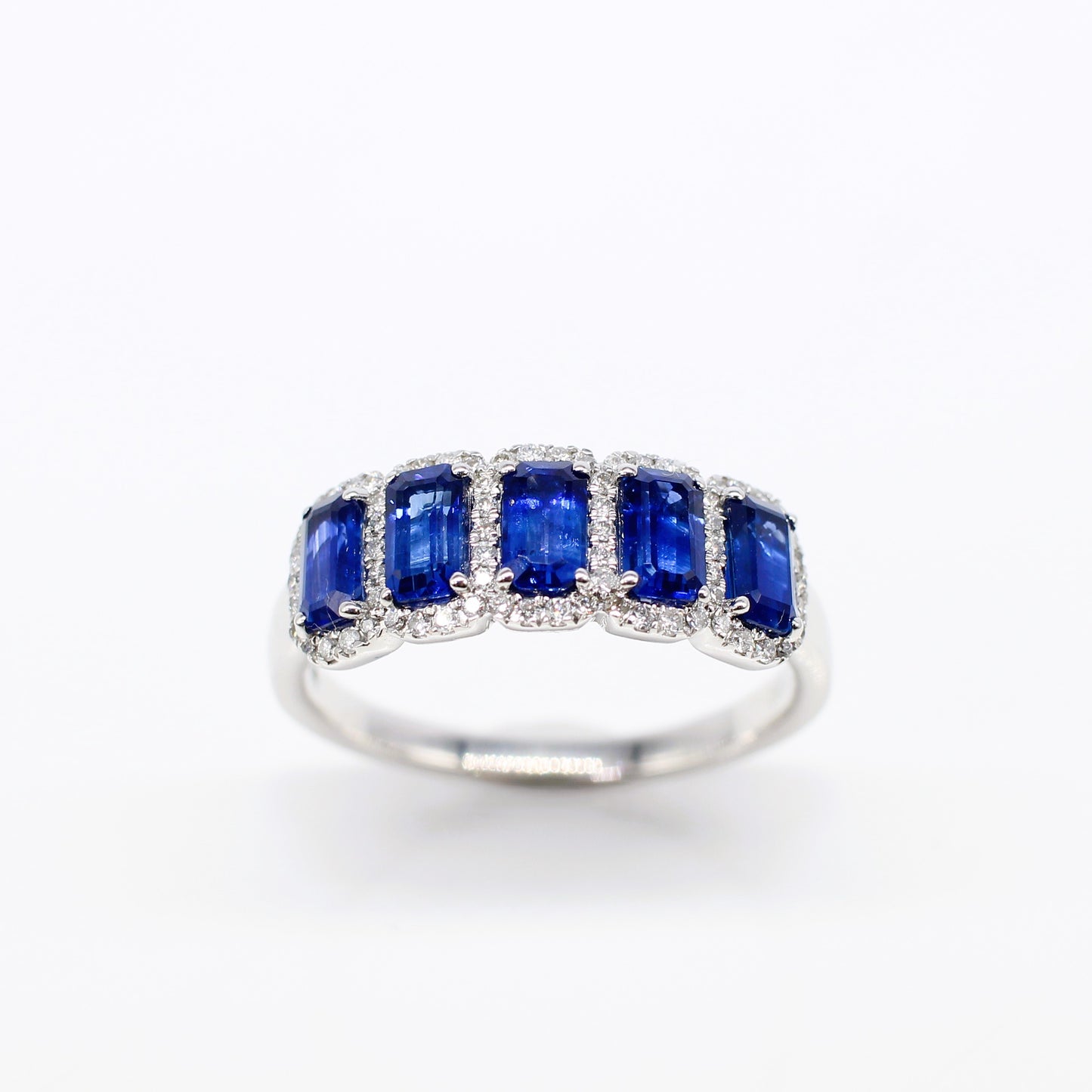 PLATINUM SAPPHIRE & DIAMOND 5 STONE RING