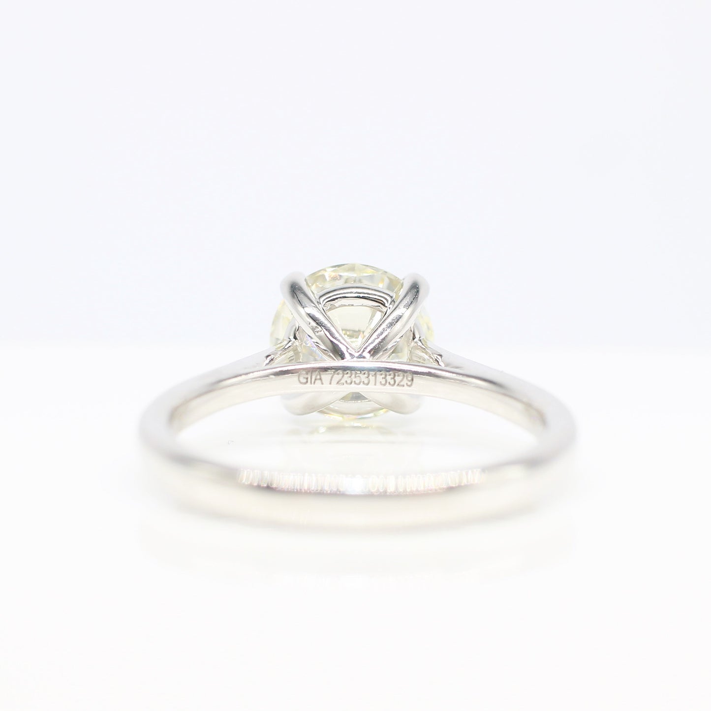 PLATINUM 2.32CT DIAMOND SOLITAIRE RING