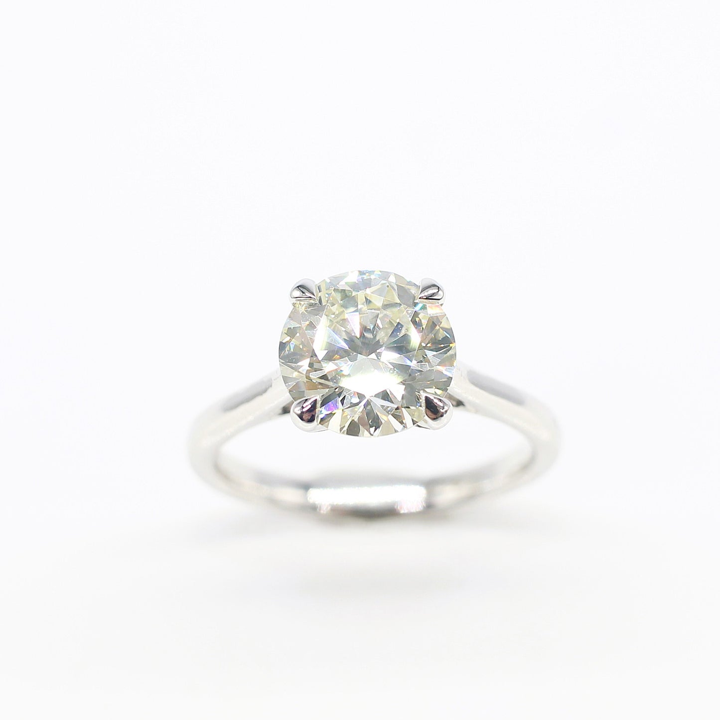 PLATINUM 2.32CT DIAMOND SOLITAIRE RING