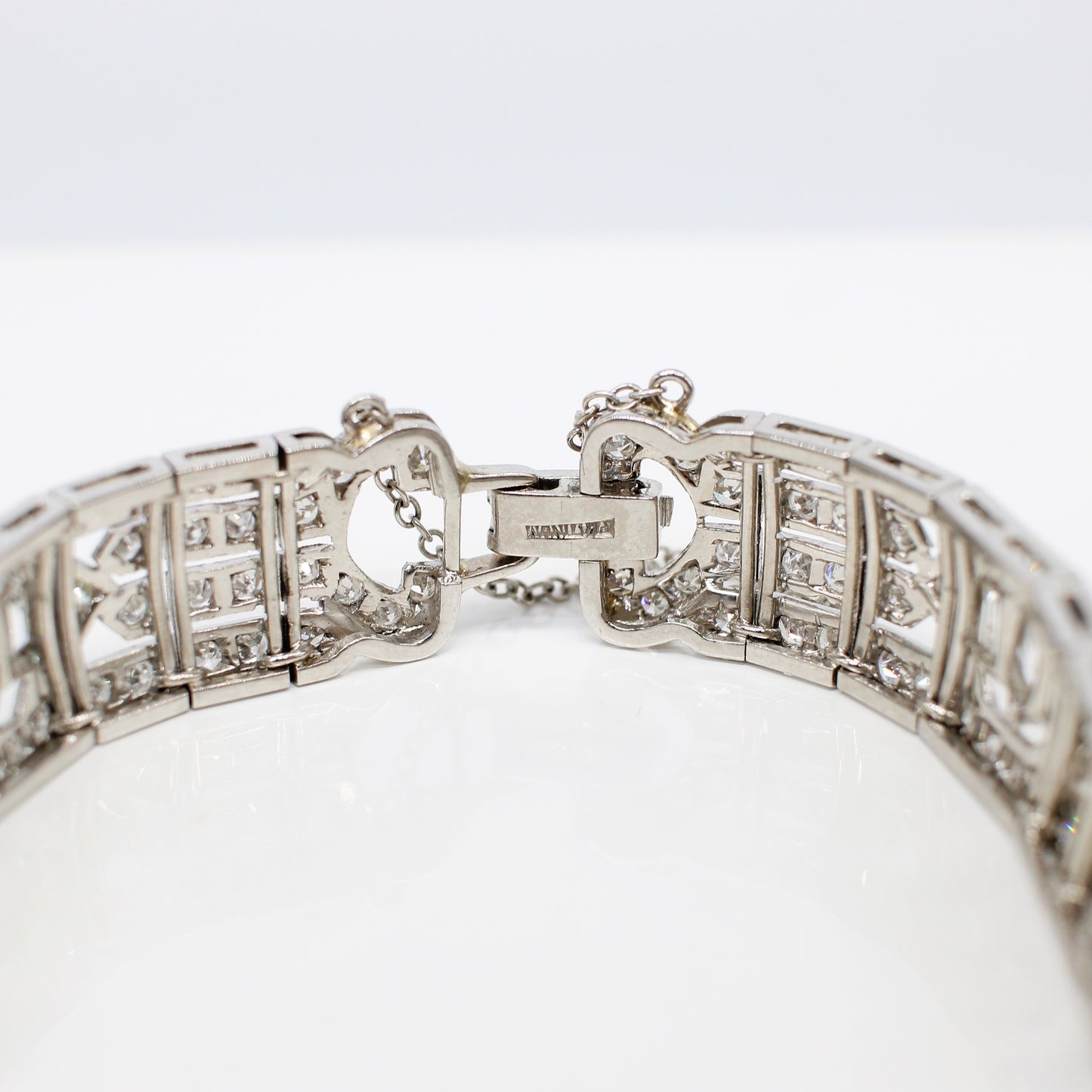 PLATINUM ART DECO STYLE DIAMOND BRACELET