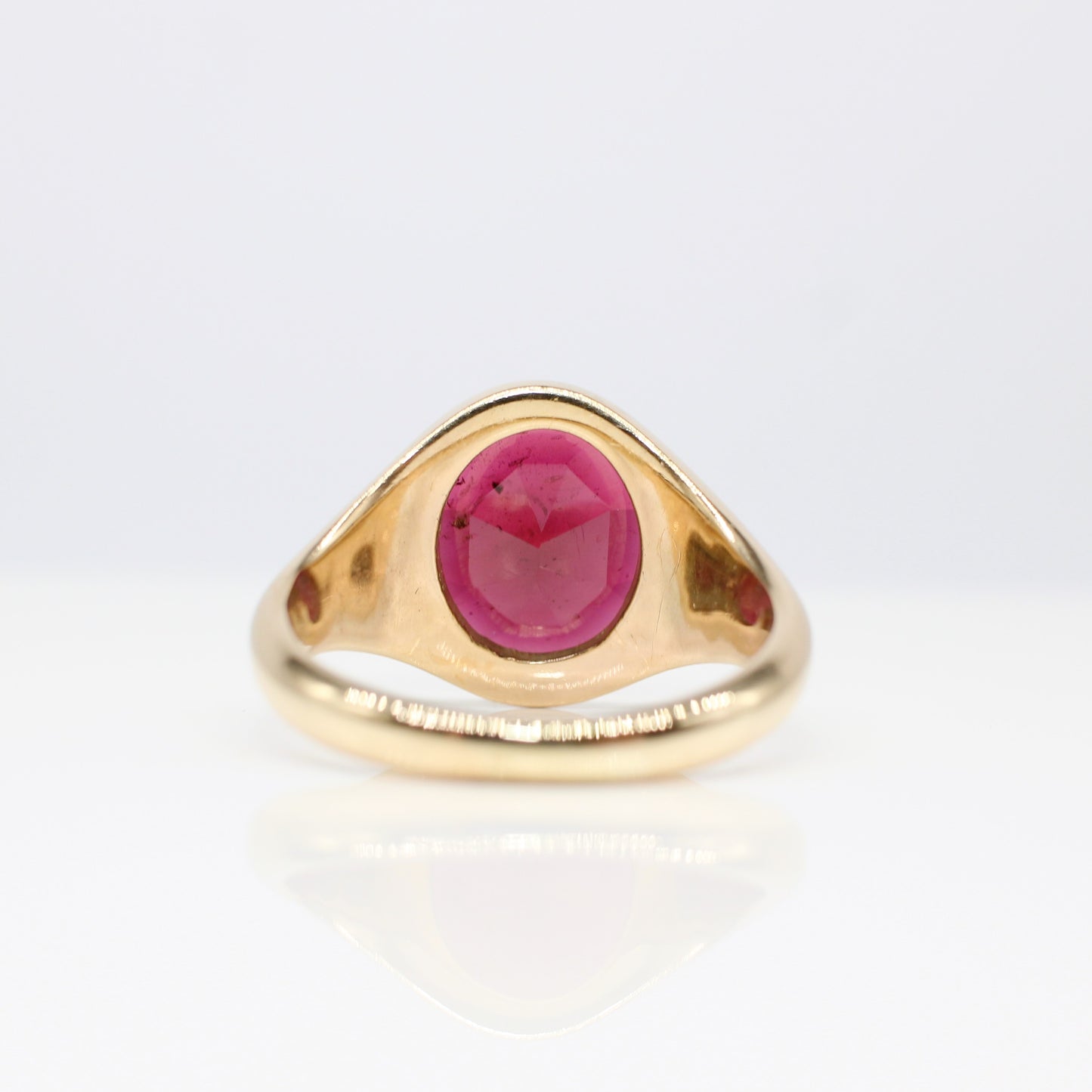 GENTS RHODOLITE GARNET SIGNET RING
