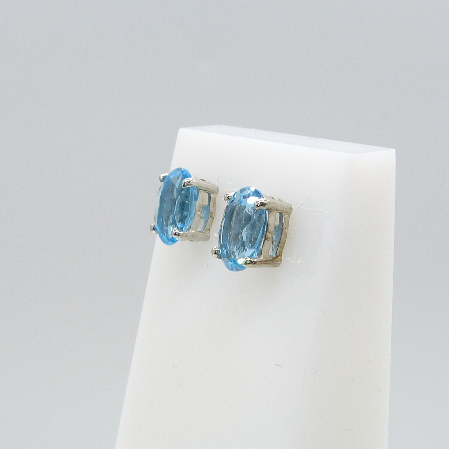 TOPAZ & SILVER STUDS