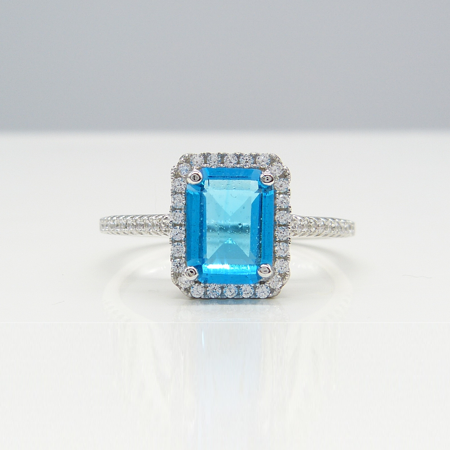 SILVER LIGHT BLUE RING