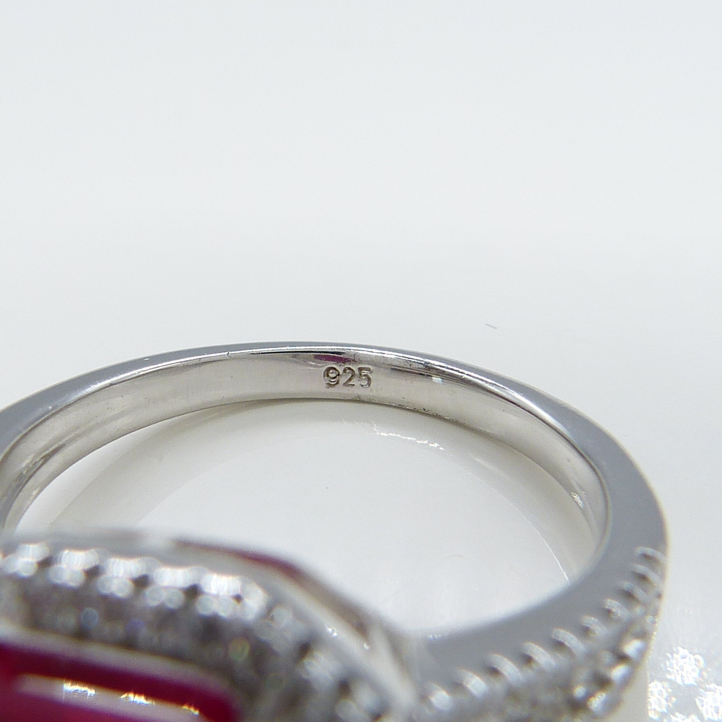 SILVER DARK RED CZ RING