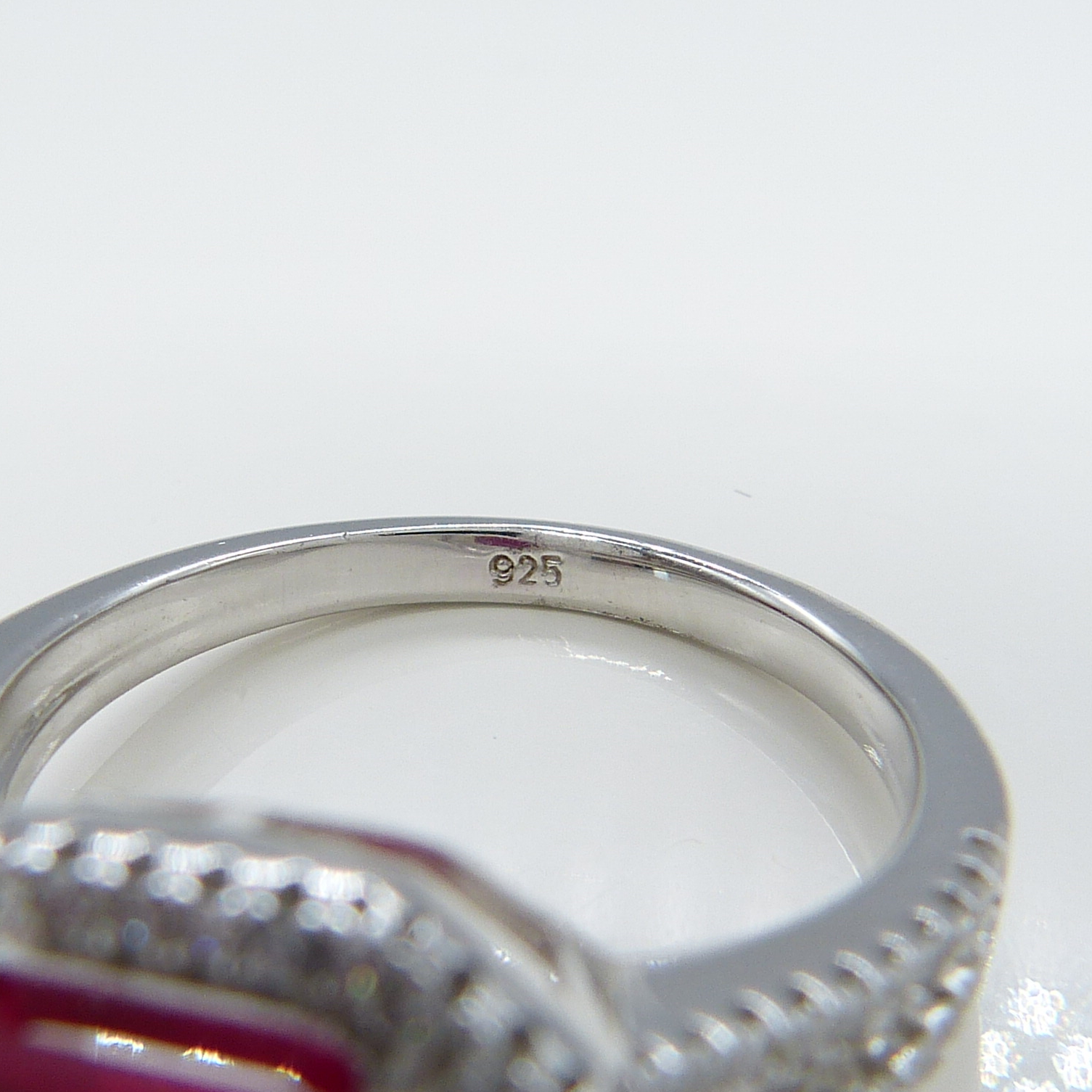 SILVER DARK RED CZ RING