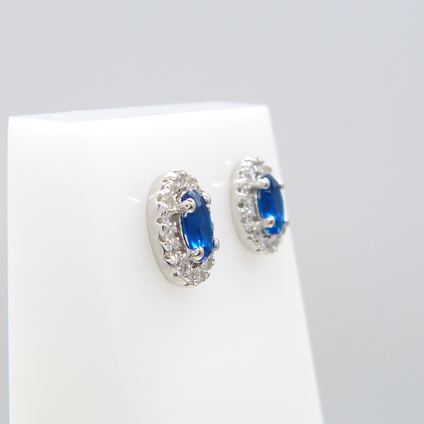 SILVER BLUE STUDS