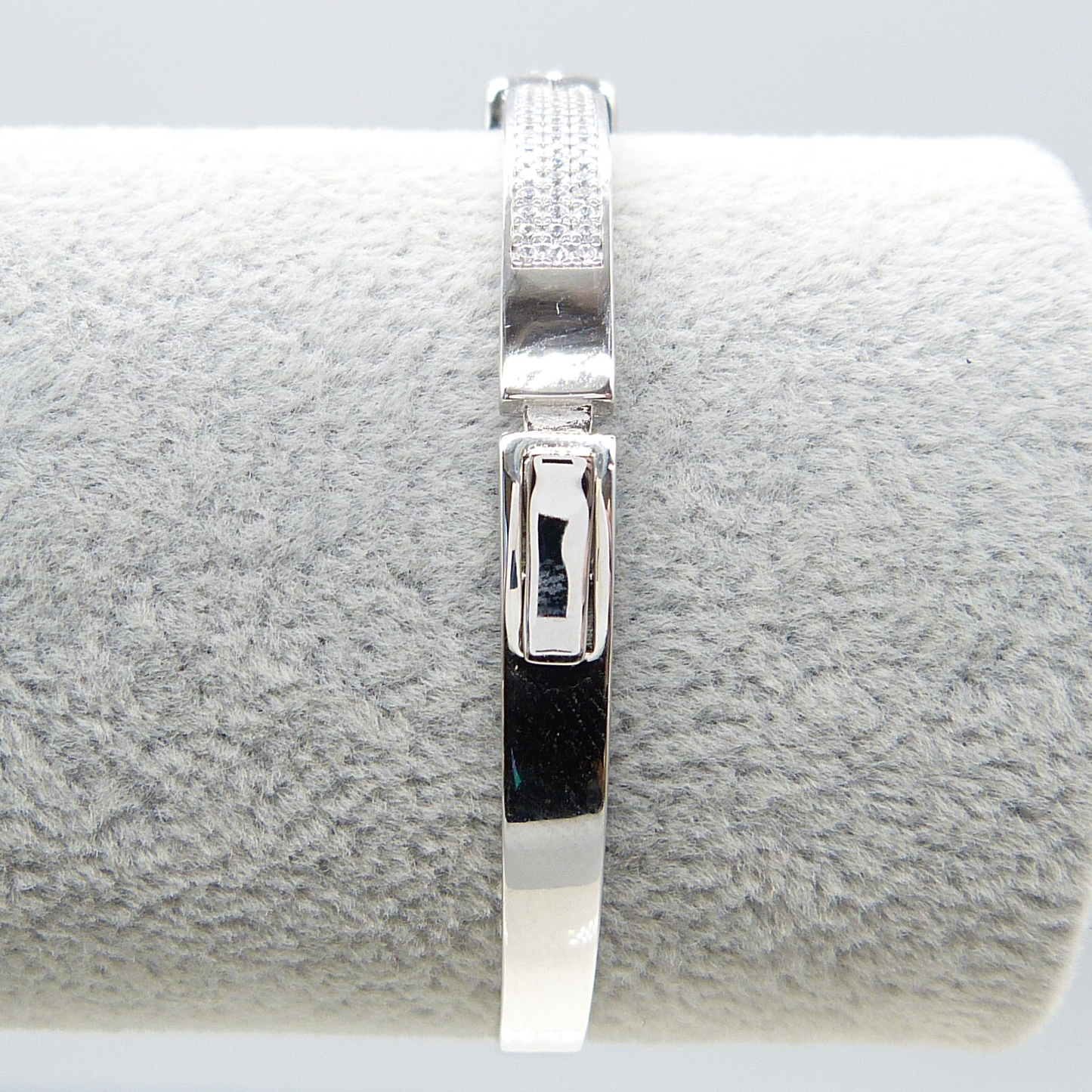 SILVER BUCKLE BRACELET