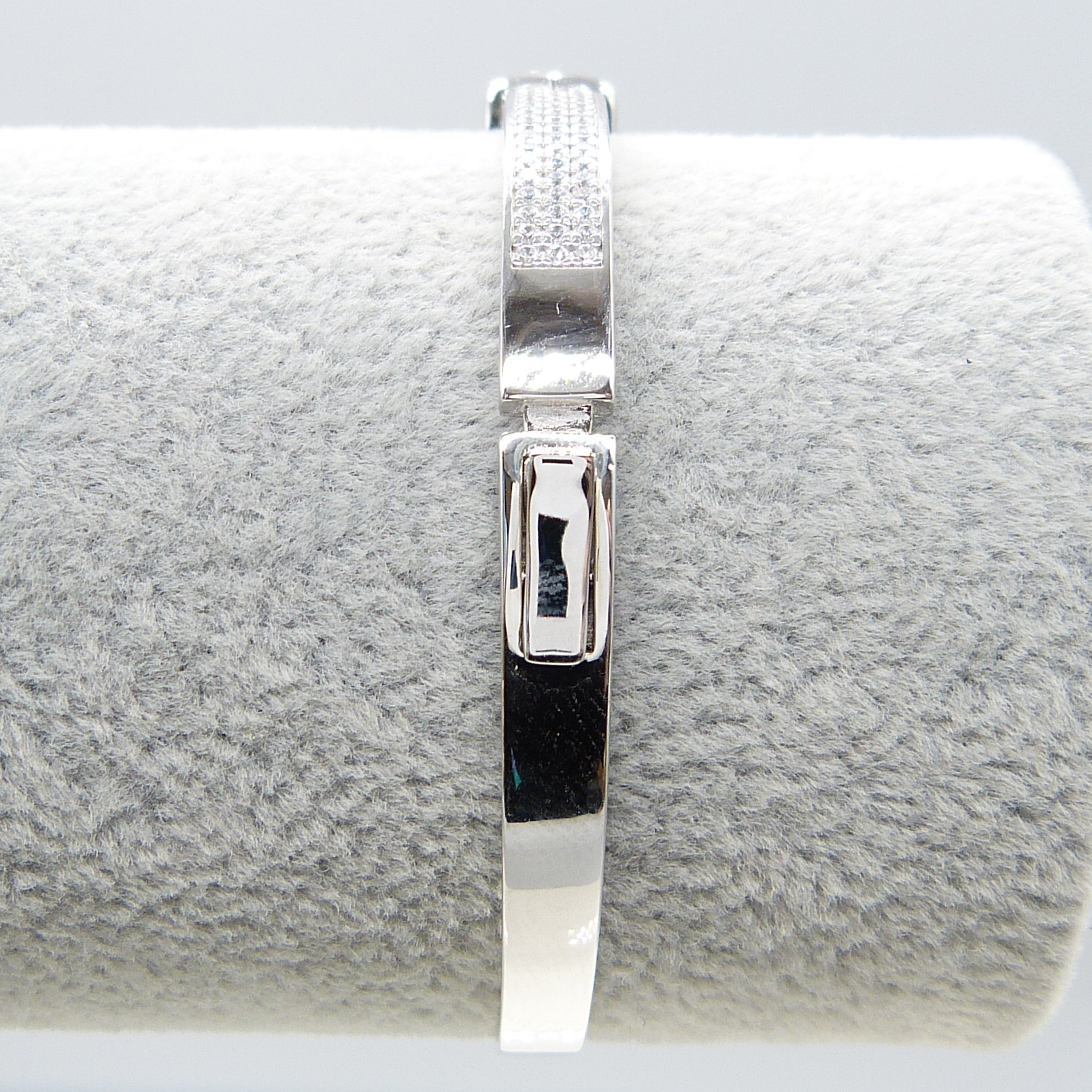SILVER BUCKLE BRACELET