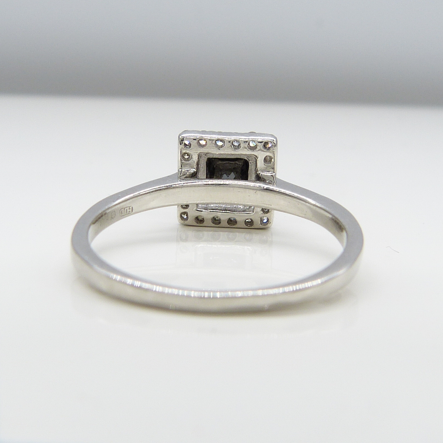 PLATINUM BLACK DIAMOND RING